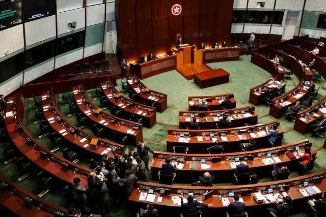 关于香港辱国议员被判的信息